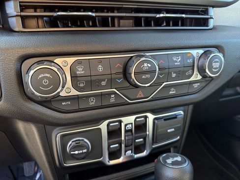 New 2026 Jeep Wrangler Unlimited Sport AWD/4WD image 32