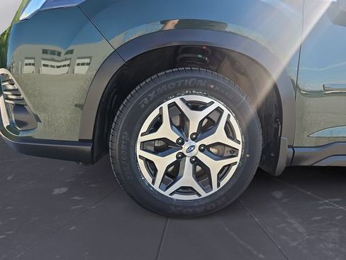 Certified 2023 Subaru Forester Premium AWD/4WD image 14