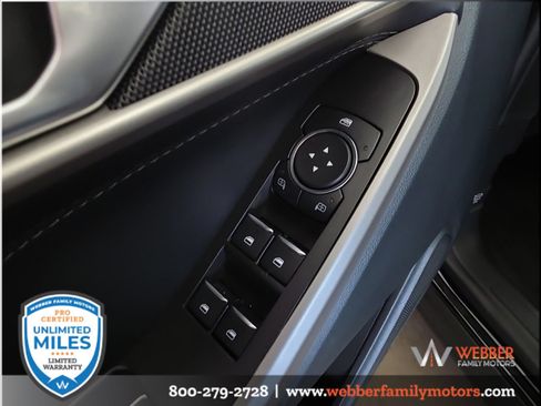 Used 2023 Ford Explorer XLT w/ Equipment Group 202A AWD/4WD image 19