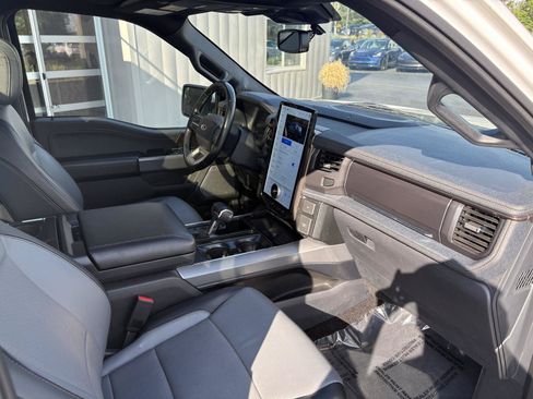 Used 2022 Ford F150 Lightning Lariat w/ Equipment Group 511A High AWD/4WD image 16