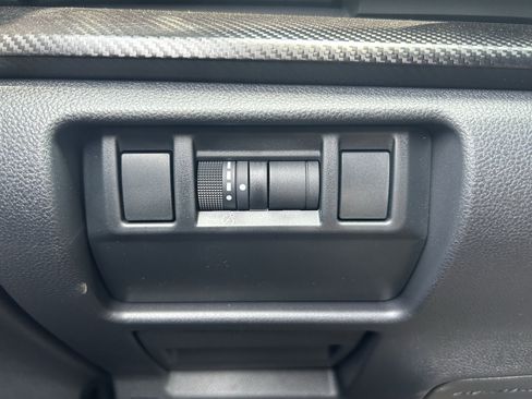 Certified 2025 Subaru Crosstrek 2.0i Premium AWD/4WD image 18