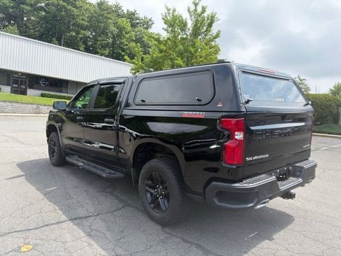 Used 2020 Chevrolet Silverado 1500 Custom Trail Boss w/ Custom Convenience Package AWD/4WD image 5