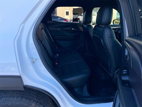 Used 2024 Chevrolet TrailBlazer ACTIV w/ Convenience Package image 24