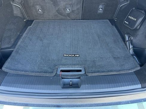 Certified 2023 Nissan Rogue SV w/ SV Premium Package image 17