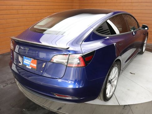 Used 2018 Tesla Model 3 Long Range image 22