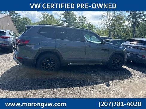 Certified 2025 Volkswagen Atlas Peak Edition SE AWD/4WD image 5