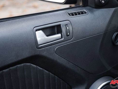 Used 2011 Ford Mustang Shelby GT500 w/ SVT Performance Pkg image 53