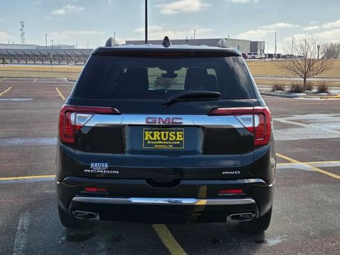 Used 2022 GMC Acadia Denali w/ GMC Pro Grade Package image 4