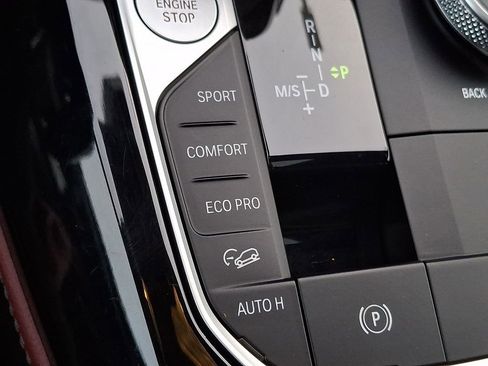 Certified 2024 BMW X4 M40i w/ Premium Package image 23