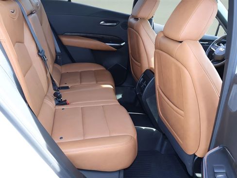 Used 2020 Cadillac XT4 Premium Luxury w/ Enhanced Visibility Package image 14