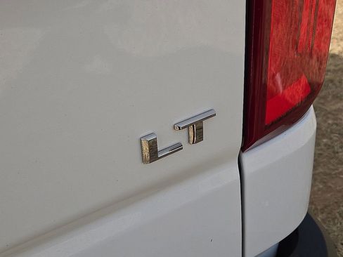 Used 2025 Chevrolet Silverado 1500 LT Trail Boss w/ Convenience Package II image 12