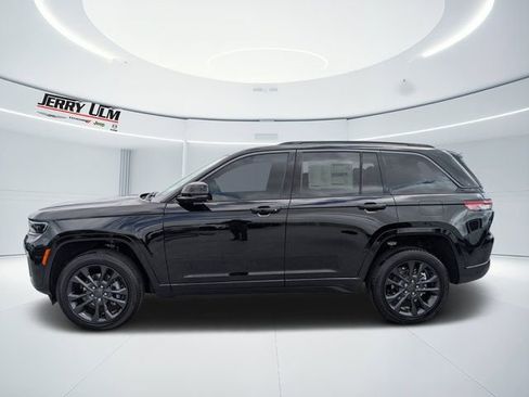 New 2026 Jeep Grand Cherokee Limited AWD/4WD image 6