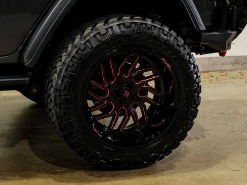 Used 2024 Jeep Wrangler Unlimited Rubicon w/ XTREMEE 35" Tire Package AWD/4WD image 51
