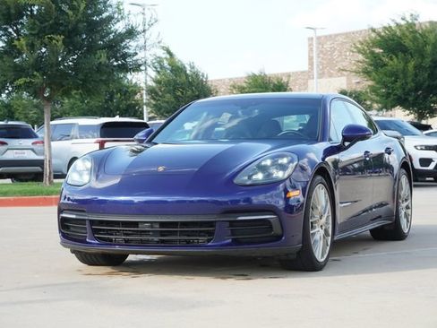 Used 2020 Porsche Panamera 4 AWD/4WD image 3