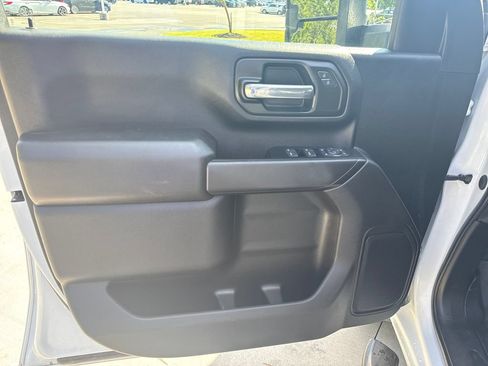 Used 2025 GMC Sierra 3500 Pro w/ Convenience Package AWD/4WD image 13