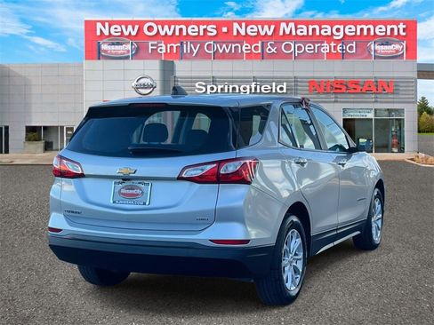 Used 2021 Chevrolet Equinox LS image 5