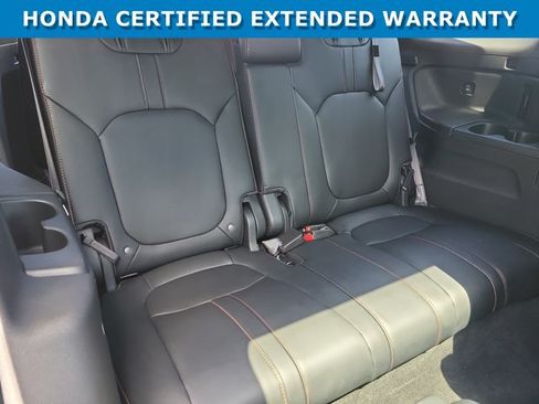 Certified 2025 Honda Pilot TrailSport image 18