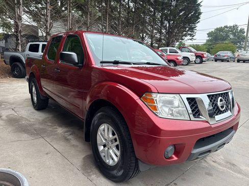 Used 2019 Nissan Frontier SV AWD/4WD image 7