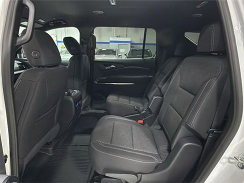 New 2026 Chevrolet Traverse LT w/ Driver Confidence Package image 14