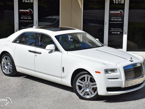 Used 2015 Rolls-Royce Ghost image 5