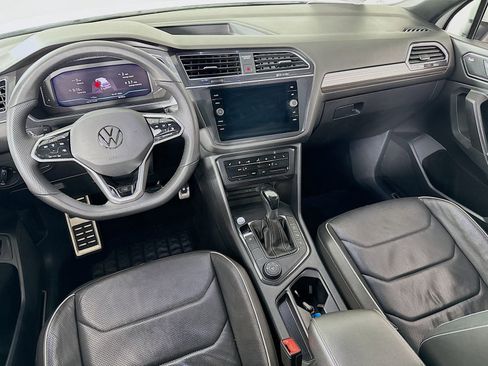 Used 2022 Volkswagen Tiguan SEL R-Line AWD/4WD image 19