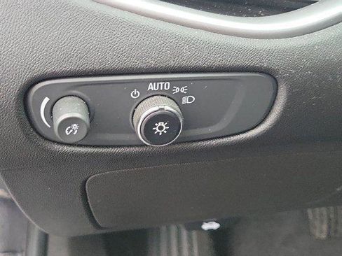 Used 2023 Chevrolet Malibu LT FWD image 20