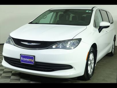 Used 2017 Chrysler Pacifica LX