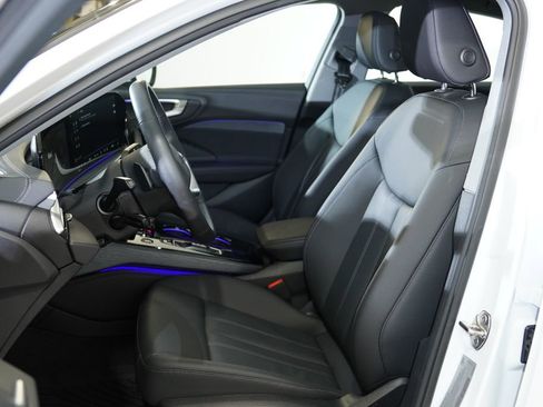 Used 2025 Audi A5 2.0T Premium w/ Convenience Package image 7