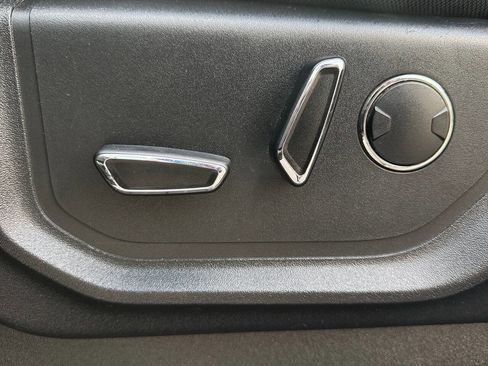 Used 2018 Ford F150 XLT w/ Equipment Group 302A Luxury image 15