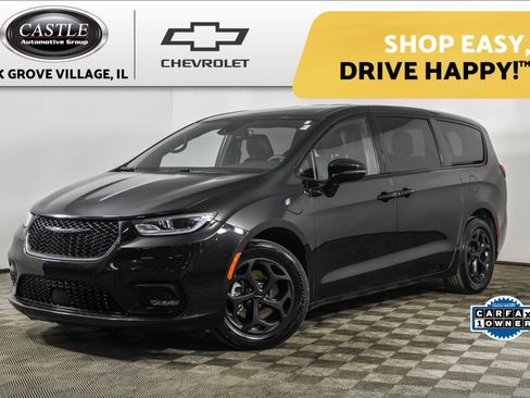 Used 2022 Chrysler Pacifica Touring-L w/ S Appearance Package image 1