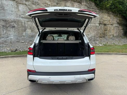 Used 2021 BMW X5 xDrive40i w/ Premium Package 3 AWD/4WD image 33