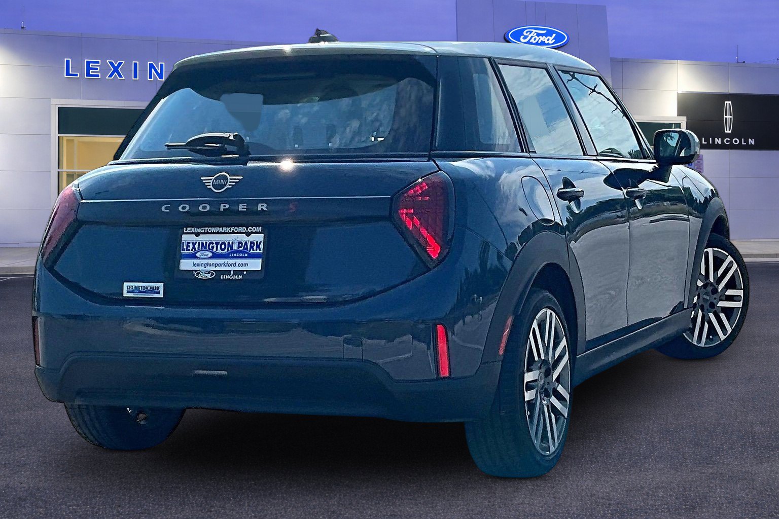 Used 2025 MINI Cooper S FWD image 5