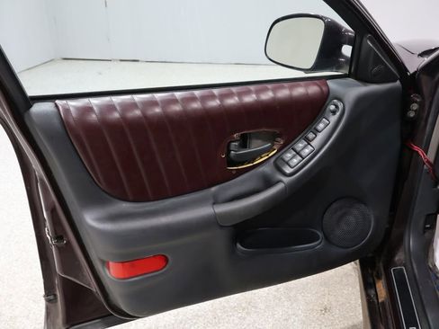 Used 2002 Pontiac Grand Prix GT w/ Opt Pkg 3 image 13