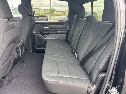 New 2026 RAM 1500 Express AWD/4WD image 11