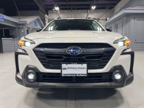 Certified 2025 Subaru Outback Premium image 2