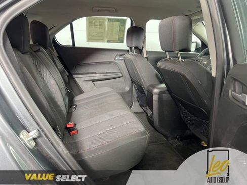 Used 2017 Chevrolet Equinox LS FWD image 13