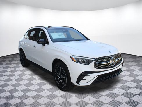 Used 2026 Mercedes-Benz GLC 300 4MATIC image 7