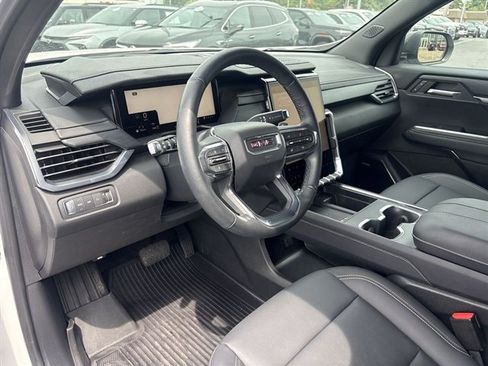 Certified 2024 GMC Acadia Elevation w/ Black Edition AWD/4WD image 10