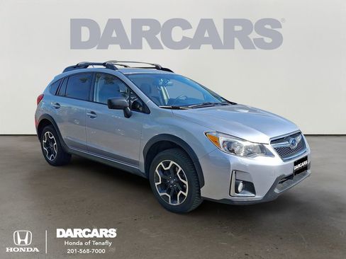 Used 2016 Subaru Crosstrek 2.0i AWD/4WD image 1