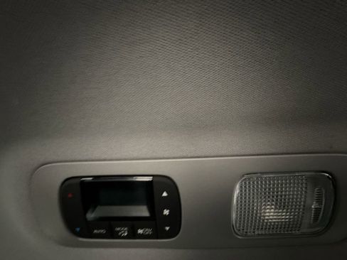 Used 2023 Honda Odyssey Touring image 31