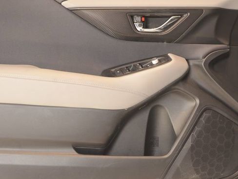 Used 2023 Subaru Outback Premium image 21