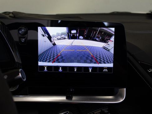 Used 2022 Chevrolet Corvette Stingray Premium Conv w/ Z51 Performance Package image 31