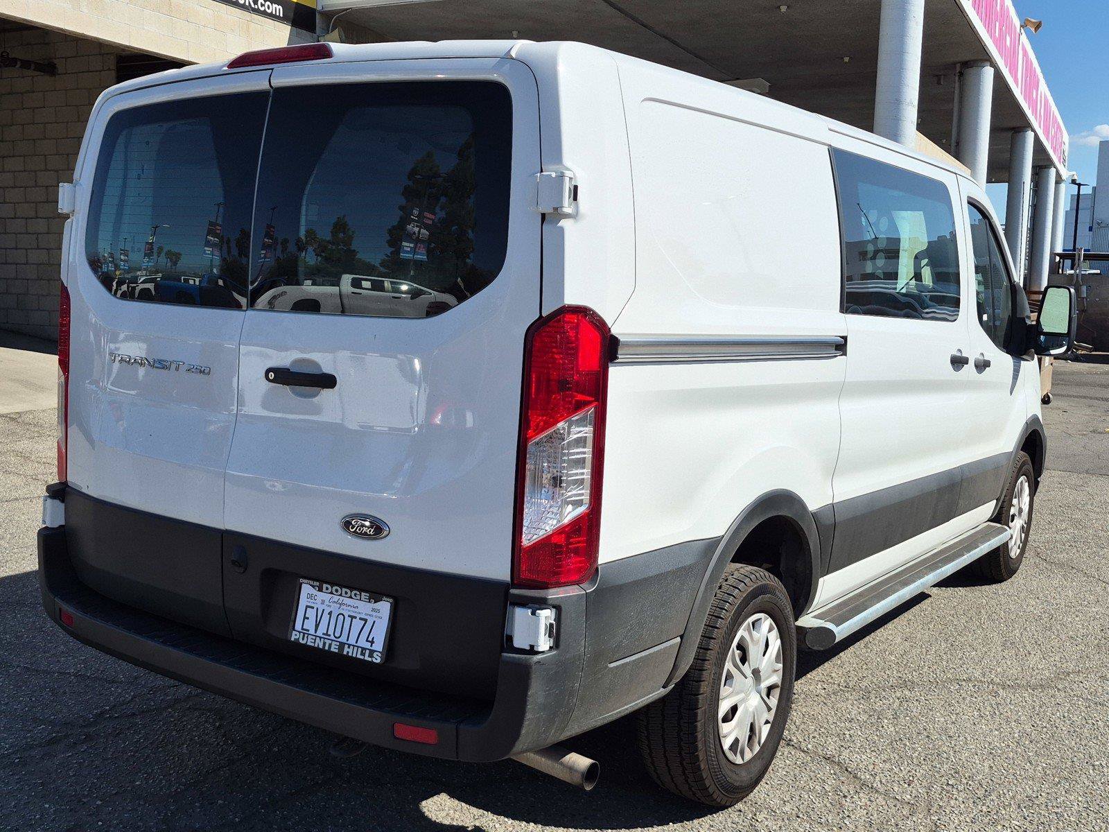 Used 2025 Ford Transit 250 Low Roof w/ Exterior Upgrade Package RWD image 6