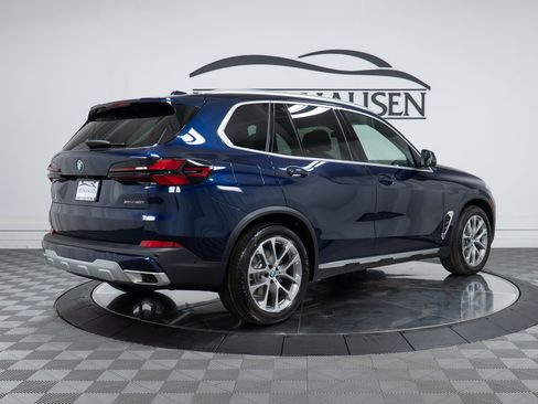 New 2026 BMW X5 xDrive40i w/ Executive Package AWD/4WD image 5
