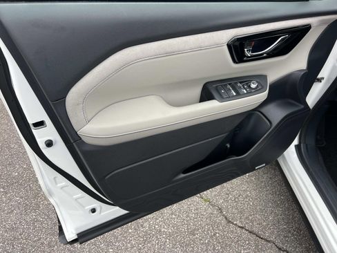 Used 2026 Subaru Forester Limited image 10