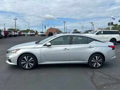 Used 2022 Nissan Altima 2.5 SV