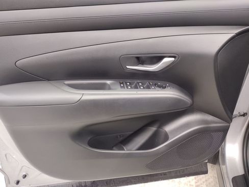 New 2026 Hyundai Tucson SE image 18