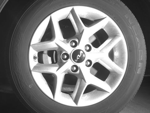 Used 2025 Kia Soul LX w/ LX Technology Package image 17