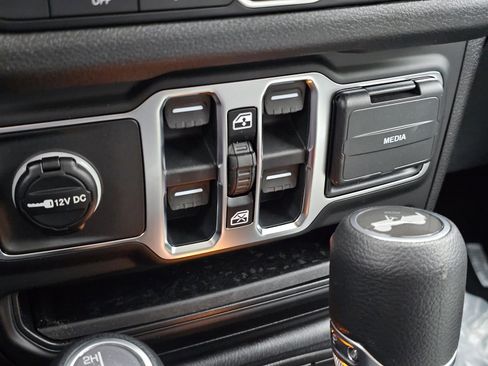 New 2026 Jeep Wrangler Sport S image 15