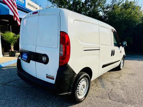Used 2018 RAM ProMaster City Tradesman image 6